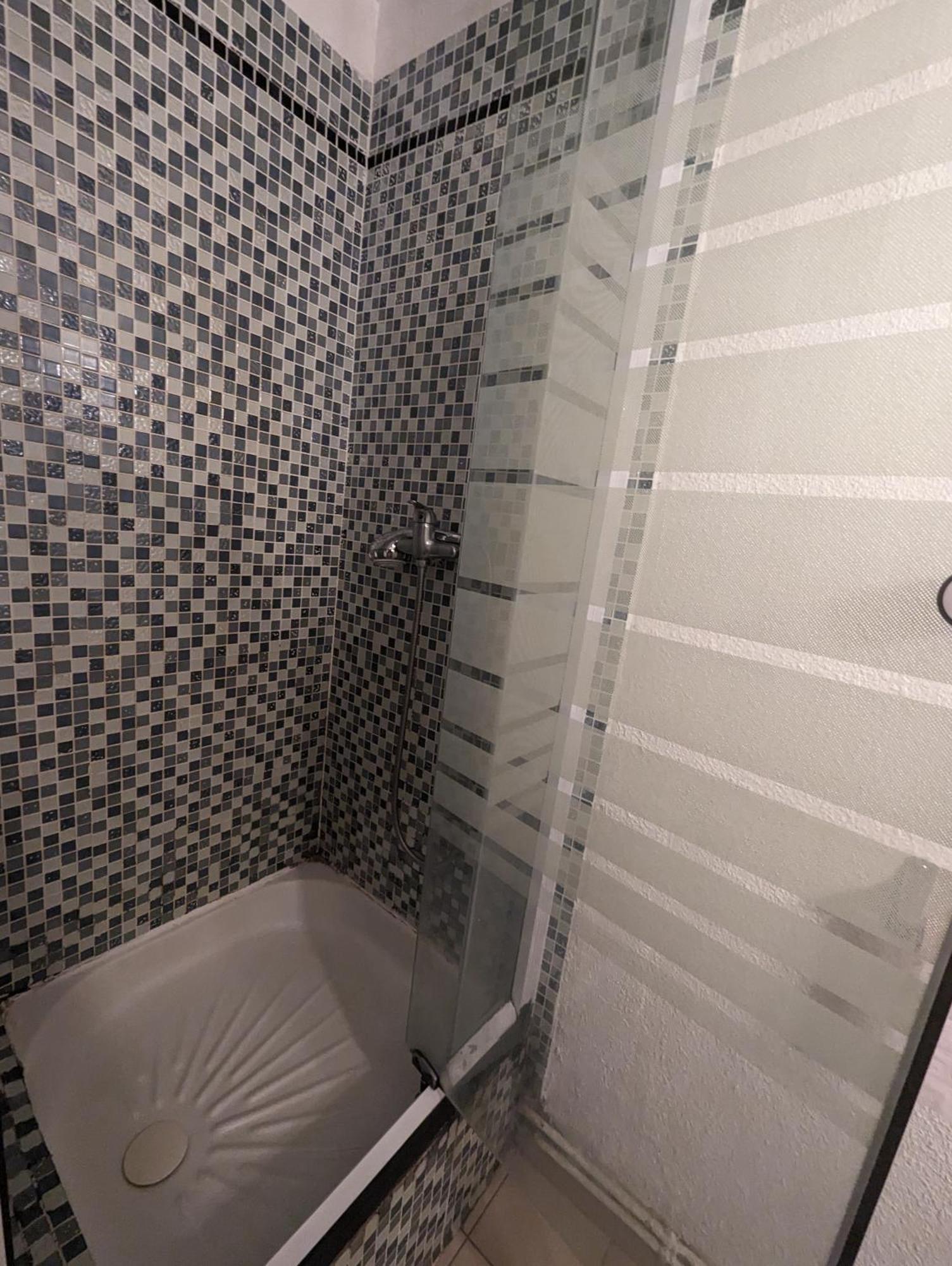 Holiday home Maison De Avec Jardin, 650m De La Mer, Wifi,clim Saint-Cyprien (Pyrenees-Orientales)